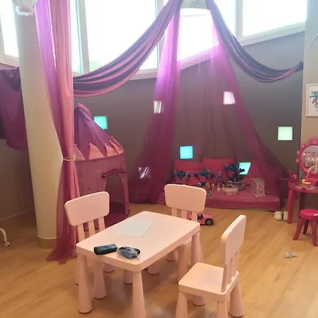 Bamboo Garden & Wellness ולנצה