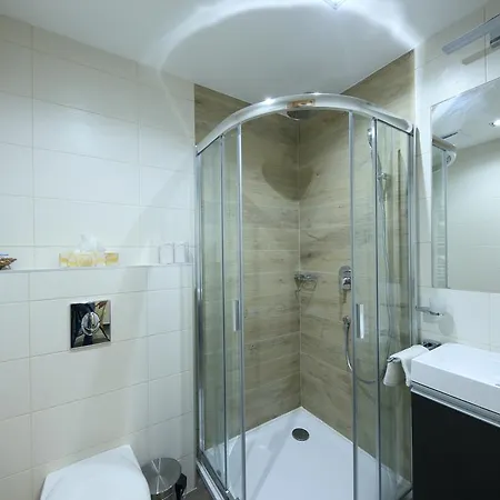 Bamboo Garden & Wellness Apartman Velence
